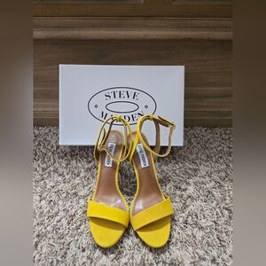 Steve Madden Yellow Women's Sandals